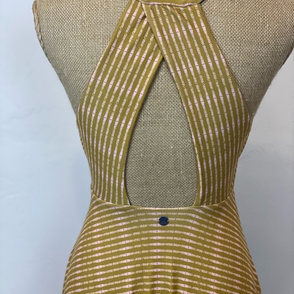 PRANA Activewear Dress Halter w Built in Bra - Picture 3 of 9